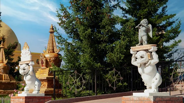Temple bouddhiste en Bouriatie - religion des femmes bouriates